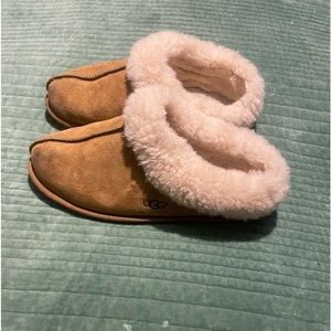 Ugg size 10 slippers